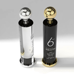Trofeo in Cristallo Personalizzato per Competizioni di Golf, Premio Campione Totale di Buche, Souvenir con Design Cilindrico - Product Image 3