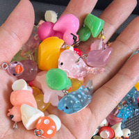 Random 100Pcs Miniatuur Speelgoed Dier Figuur 3d Kleine Mini Bom Hars Beeldje Micro Tuin Sculptuur Object Voor Mang Dai Blind Tas