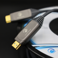 Câble à Fibre Optique Blindé Tressé Doré Haute Flexibilité 30m 50m 100m pour Haut-parleurs 4K 2.0 UHD avec Logo Personnalisé