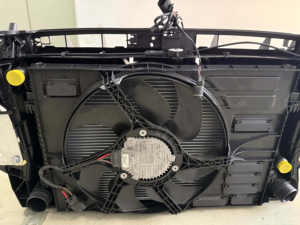 5Q0959455A 5WA121203F 5Q0121203CB 3Q0959455B 5Q0959455BJ Pare-chocs avant d'origine usagé, assemblage de la bouche du pare-chocs avant, dé<span class=keywords><strong>coupe</strong></span> du nez avant pour <span class=keywords><strong>Audi</strong></span> A3 - Product Image 3