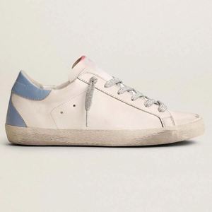 รองเท้าลำลองคุณภาพสูงสุดรุ่นโกลเด้นสตาร์คลาสสิค ปี 2026 สำหรับผู้ชายและผู้หญิง สไตล์เดินเล่น แฟชั่นดีไซเนอร์ รองเท้าวิ่งและเดิน - Product Image 3