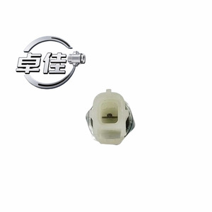 เซ็นเซอร์วัดแรงดันน้ำมัน ZJ-20-023 แบบเกลียวติดตั้งชนิด Piezoresistive สำหรับใช้ในยานยนต์ - Product Image 4