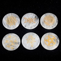 Sous-verres en cristal naturel gravé avec symboles des 7 chakras, pierres de guérison polies, méditation spirituelle, Feng Shui, vente en gros