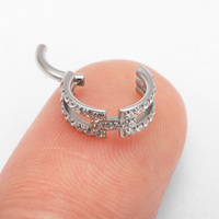Anneau de piercing en titane ASTM F136 G23 à double rangée de zircone cubique, type Huggie Clicker, pour cartilage, hélix, tragus