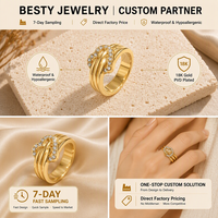 Bague Cœur Tendance Épaisse pour Femme en Acier Inoxydable 316L Plaqué Or PVD 18K avec Zircon, Hypoallergénique et Inaltérable, Idéale pour Mariage