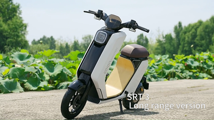 Urban Commuting Small Motorcycle Scooter Electric Motor Cycle for