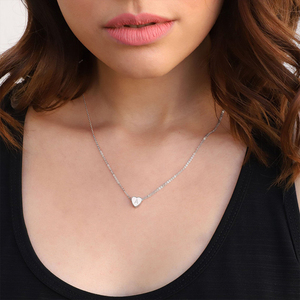 Collar EManco con Letra <span class=keywords><strong>J</strong></span> Grabada en Colgante de Corazón, Cadena de Acero Inoxidable Dorado, Joyería Delicada para Uso Diario - Product Image 3