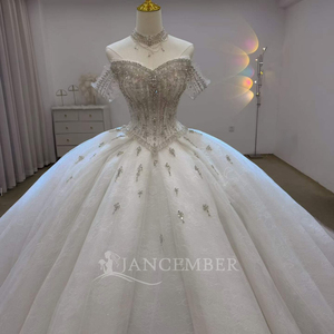 Lsjj153 Robe de mariée élégante style bohème, coupe princesse, avec corset perlé, décolleté cœur, traîne chapelle, longueur ras du sol, volumineuse - Product Image 2
