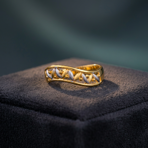 Women's Lightweight Gold <b>Finger</b> <b>Ring</b> Minimalist Design for Weddings Parties Anniversaries Engagements Perfect Gift Jewelry - Product Image 6