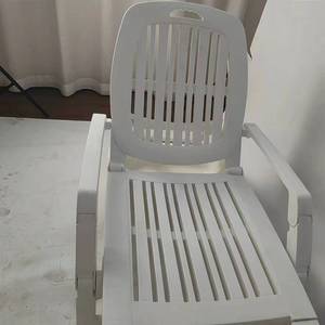 Vente en gros <span class=keywords><strong>de</strong></span> meubles <span class=keywords><strong>de</strong></span> <span class=keywords><strong>jardin</strong></span> en <span class=keywords><strong>plastique</strong></span> Chaise <span class=keywords><strong>de</strong></span> plage extérieure pliante pour piscine - Product Image 4