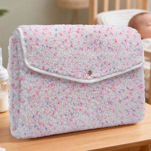 Sac à langer pliable coloré à pois pour bébé, idéal pour maman et papa - Product Image 3
