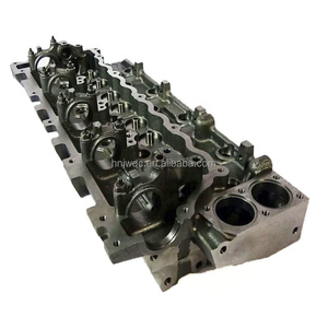 Culasse de moteur diesel 4HF1 4.6L 8-97095-664-7 8-97146-520-<span class=keywords><strong>2</strong></span> 8-97033-149-<span class=keywords><strong>2</strong></span> pour moteur Isuzu, pièces de machines de construction - Product Image 1