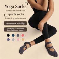 Chaussettes de yoga unies haut de gamme 2026 pour femme, coupe basse, en coton et maille, avec grip en silicone et sangle croisée, pour Pilates et ballet