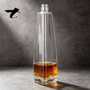 Botella <span class=keywords><strong>de</strong></span> Vidrio Transparente para <span class=keywords><strong>Vodka</strong></span>, Whisky, Brandy, 750 ml, 700 ml, 500 ml, con Tapa <span class=keywords><strong>de</strong></span> Rosca - Product Image 1