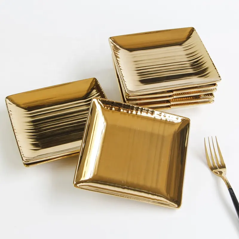 Goldenes Keramik geschirr Europäischer Luxus Horizontales Muster Quadratische Keramik platte Dessert Obst teller Schmuck platte Schlüssel fach