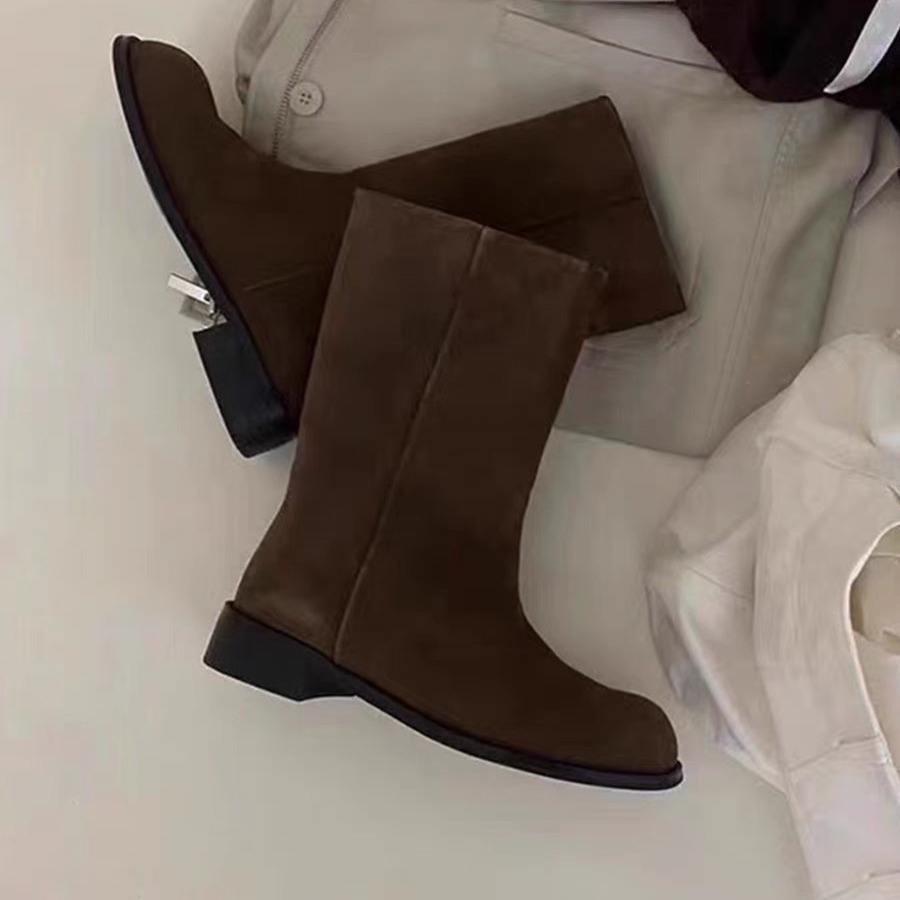 สีน้ำตาล