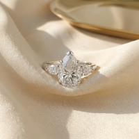 Bague en Moissanite Certifiée GRA en Argent Sterling S925, Taille Poire 4 carats VVS D, Diamants Moissanite Entiers, Vente en Gros