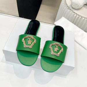 Pantofole estive Casual V <span class=keywords><strong>vera</strong></span> <span class=keywords><strong>pelle</strong></span> da <span class=keywords><strong>donna</strong></span> con marchio di design alla moda piatta pantofole di lusso di alta qualità per le donne - Product Image 4