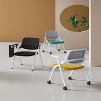 Chaise de conférence moderne pliable en métal avec tablette d'écriture et accoudoirs
