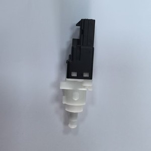 Interruptor de Luz de Freno Fiat 60669020 9S5113K198AA 12V para Reemplazo o Reparación Citroën Europa - Product Image 1