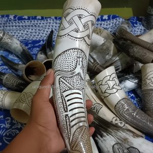 Cuerno vikingo ecológico hecho a mano auténtico soporte decorativo natural para amantes de la hidromiel y la cerveza estilo Animal pulido - Product Image 1