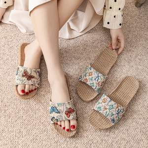 Pantuflas de Lino para Hombre y Mujer, Punta Abierta, Antideslizantes, Transpirables, para Uso en Interiores, Verano, Talla Adulto, Grosor Normal, Diseño Floral Moderno - Product Image 1