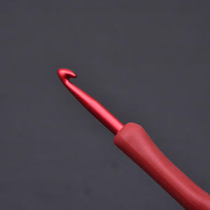 Aguja de Tejer y Ganchillo de Aluminio <span class=keywords><strong>Tulip</strong></span>án Ergonómica con Mango Suave ROJO para Labores de Punto - Product Image 5