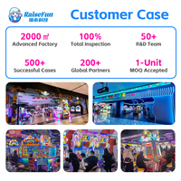 Máquina Arcade VR de Movimiento con 3 Pantallas para 2 Jugadores RaiseFun, Simulador de Juegos de Realidad Virtual para Parques Infantiles Interiores y Centros Comerciales