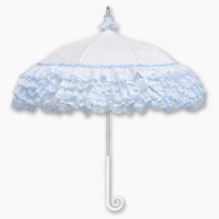 Parapluie pagode artisanal à poignée multicouche en dentelle, avec un design mignon et des panneaux en pongé, idéal pour les événements de mode Lolita et de cosplay