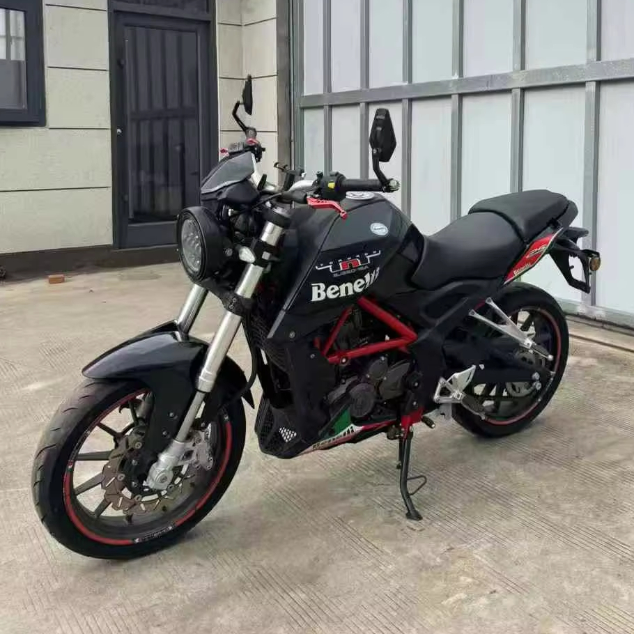 Подержанные мотоциклы-Benelli Huanglong 250 Sportbike - 250cc Streetbike - Racing Motorcycle
