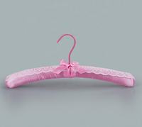 Produits phares : Cintre en tissu rembourré en satin rose avec dentelle pour manteaux épais et robes lourdes