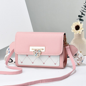 <span class=keywords><strong>Sac</strong></span> bandoulière carré en <span class=keywords><strong>cuir</strong></span> PU pour <span class=keywords><strong>femme</strong></span>, style vintage, toutes saisons, avec chaîne, design populaire, en promotion - Product Image 3