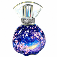 Flacon de parfum en verre mat à motif de fleurs de cerisier, bouchon facetté, impression sur écran, couleurs personnalisables, capacités de 30/50/100 ml, marque privée