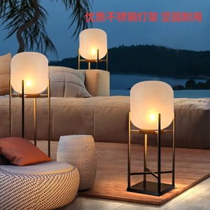 Lámpara Solar de Acero Inoxidable para Exteriores, Lámpara de Pie para Patio, Decoración para Patio, Casa de Huéspedes y Camping - Product Image 1