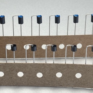 Ferrite hạt cuộn cảm EMI đàn áp dải rộng Choke thành phần lõi lọc rh3560 - Product Image 1