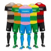Tenues de football personnalisables et respirantes pour adultes, jeunes et enfants, vêtements de sport fabriqués en usine dans des couleurs personnalisées