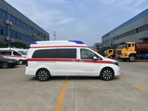 <span class=keywords><strong>Ambulance</strong></span> Mercades-Ba Nz, équipée d'un ventilateur et d'équipements de soins intensifs, pour usage hospitalier uniquement. - Product Image 3