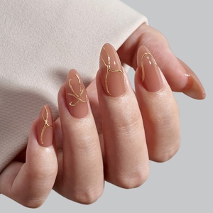 Uñas Postizas de Lujo con Diseño Dorado 3D, Uñas de Gel Suave de Alta Calidad al por Mayor, Forma Almendrada Mediana, Marca Privada, Uñas Postizas para San Valentín - Product Image 1