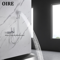 Système de douche mural moderne avec fonction pluie et mitigeur à poignée chromée à valve céramique pour hôtels et salles de bain (vente en gros)