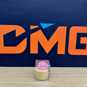 Vente directe usine : Jouet de décompression, porte-clés miniature à bouton de simulation à presser, petit pendentif, gadget anti-stress - Product Image 3