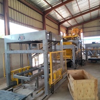 Ligne de production de blocs creux hydrauliques QTY10-15 – Moulage par pression pour la fabrication en lot de blocs de béton spéciaux emboîtables