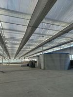 Rumah Kaca Multi-Span dengan Sistem Ventilasi dan Peneduh, Cocok untuk Budidaya Komersial Tomat dan Mentimun