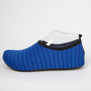 Zapatos de playa de <span class=keywords><strong>verano</strong></span> innovadores de Ollas, zapatos planos de <span class=keywords><strong>neopreno</strong></span> <span class=keywords><strong>para</strong></span> exteriores <span class=keywords><strong>para</strong></span> <span class=keywords><strong>nadar</strong></span> y bucear, el mejor patrón nuevo - Product Image 2