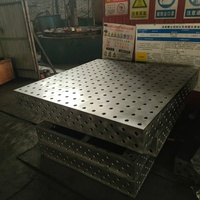 Table de soudage 3D nitrurée avec tolérance de trou de 0,05 mm, plateforme modulaire à grille de 28 mm, capacité de charge de 5 tonnes