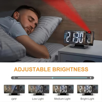 Réveil numérique multifonctionnel intelligent à LED pour chambre à coucher Bureau Projection grand écran et mouvement électronique Style bois