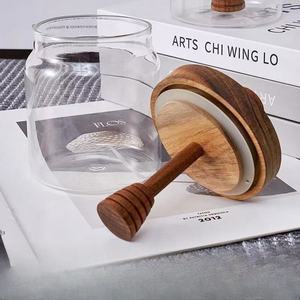 Bouteille en verre ronde transparente de 400 ml (90*100 mm) et 500 ml (90*120 mm) avec bâtonnet applicateur en bois, vide, pour le stockage de confiture et l'emballage en cuisine - Product Image 3