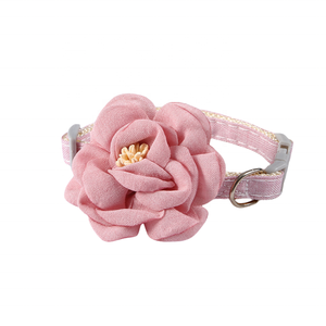 Listo para enviar Stock Patrón floral Algodón suave <span class=keywords><strong>Collar</strong></span> de perro mascota Oro rosado Hebilla de metal para cachorros pequeños Perros medianos grandes Gatos - Product Image 4