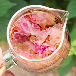 Thé de beauté combinant des roses avec du thé noir ancien du Yunnan pour stimuler le métabolisme, lutter contre l'oxydation et nourrir la peau - Product Image 4