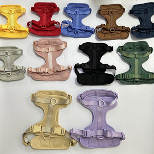 Harnais pour chien personnalisé, écologique, de luxe, en néoprène, anti-traction, imperméable, design de créateur - Product Image 4