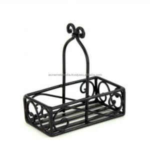 Salero y pimentero de metal de diseño antiguo en color plateado, perfecto para guardar vajilla y utensilios de cocina con estilo - Product Image 6